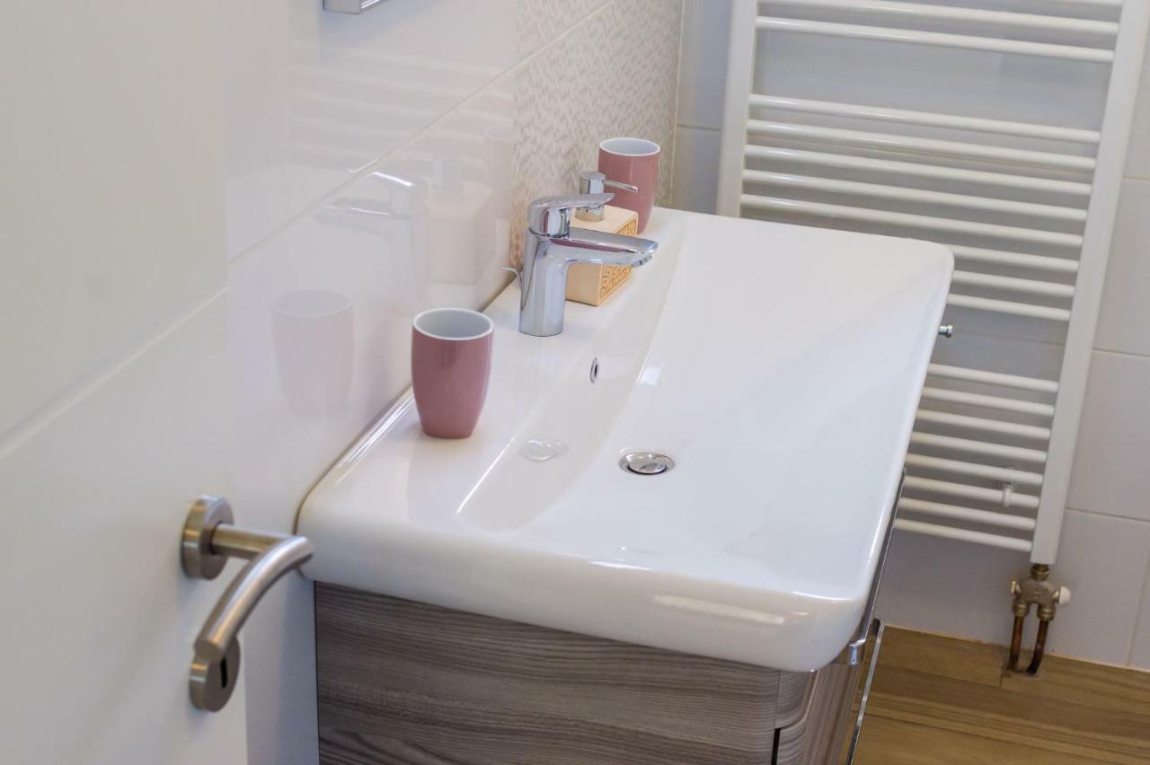 Simoni Zd Appartement *